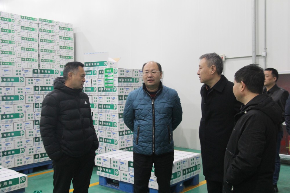 參觀工廠_副本.jpg 參觀工廠_副本.jpg