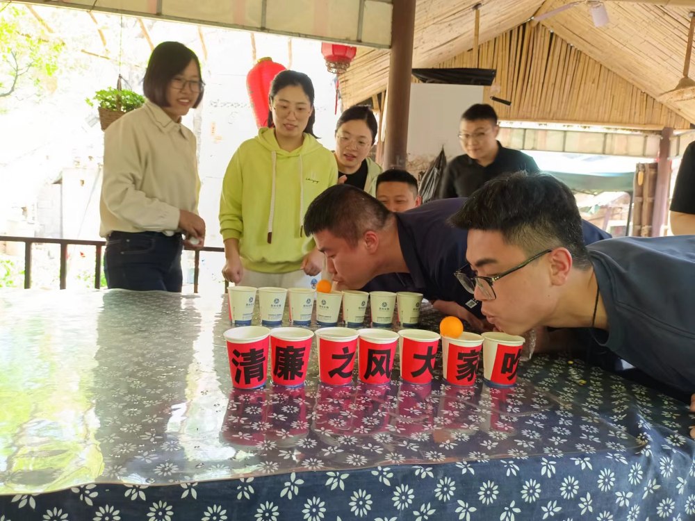 清廉之風(fēng)大家吹 (1)_副本.jpg 清廉之風(fēng)大家吹 (1)_副本.jpg